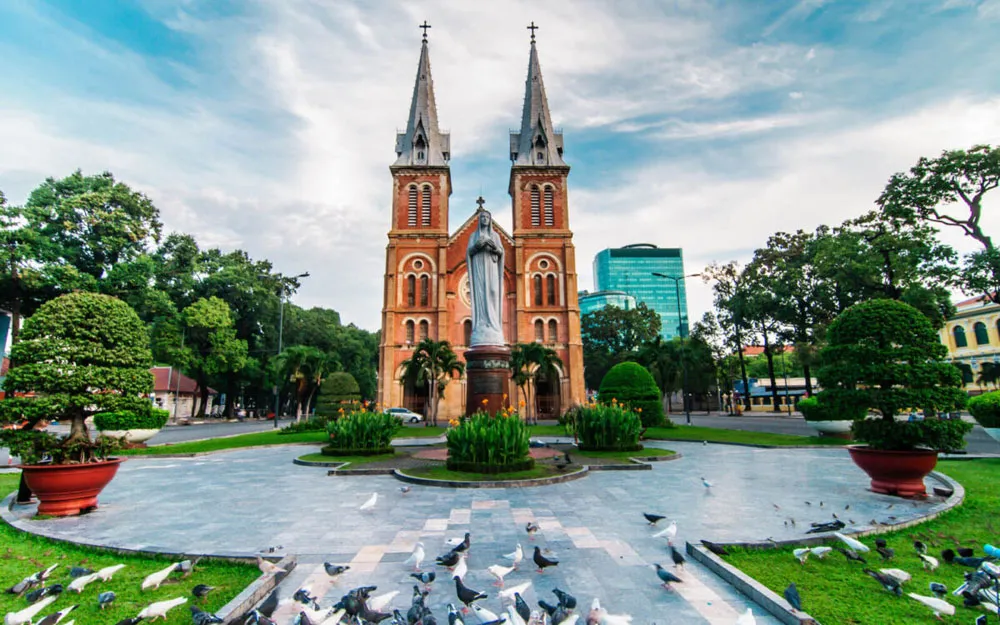 11-days-in-vietnam-itinerary-day-7-8-ho-chi-minh-city-dynamic-south 11-days-in-vietnam-itinerary-day-7-8-ho-chi-minh-city-dynamic-south