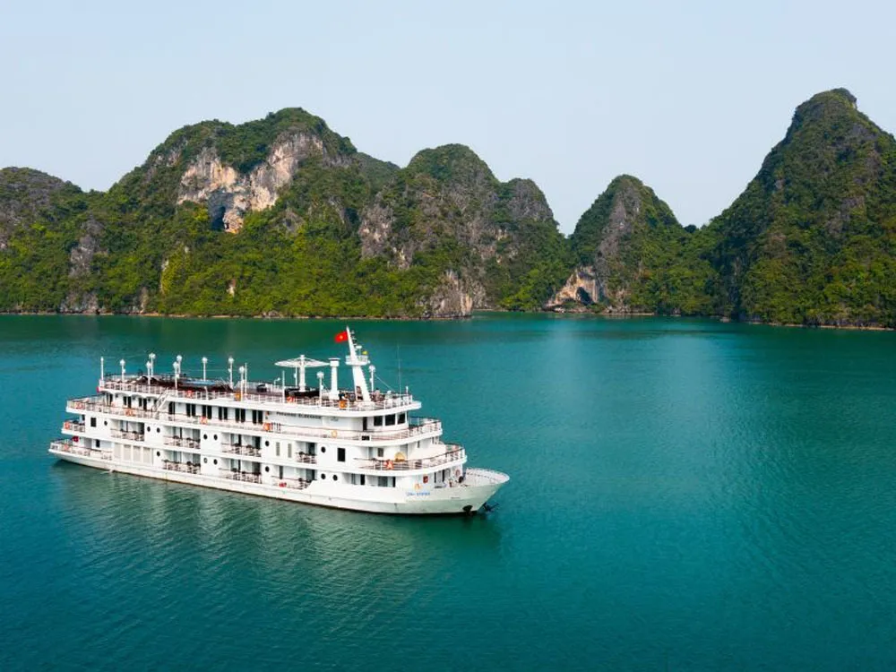 14-days-north-vietnam-ha-long-bay-cruise