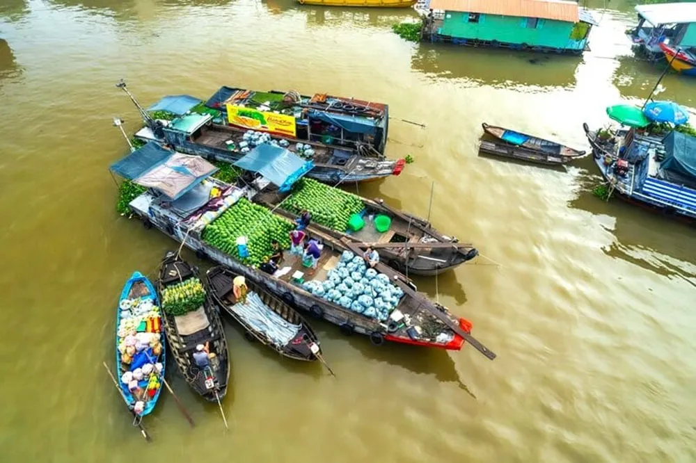 20-days-in-vietnam-itinerary-day-19-mekong-delta-life-on-the-water