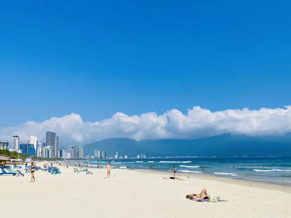 da-nang-sun-sand-and-modern-city-life da-nang-sun-sand-and-modern-city-life