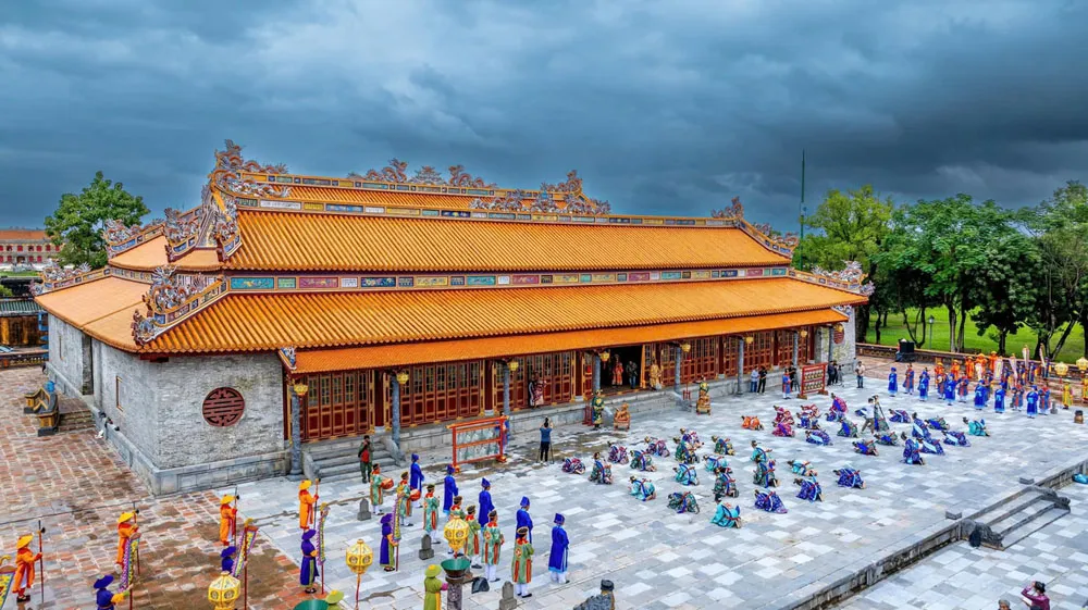 day-7-hue-to-hoi-an-the-scenic-coastal-journey