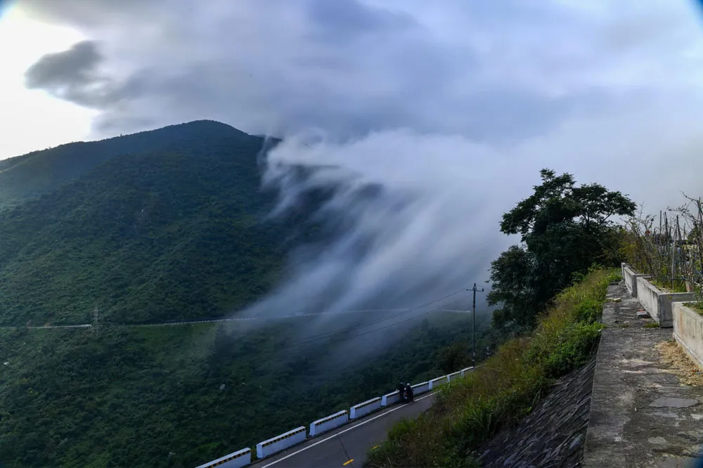 day-8-hue-via-the-hai-van-pass