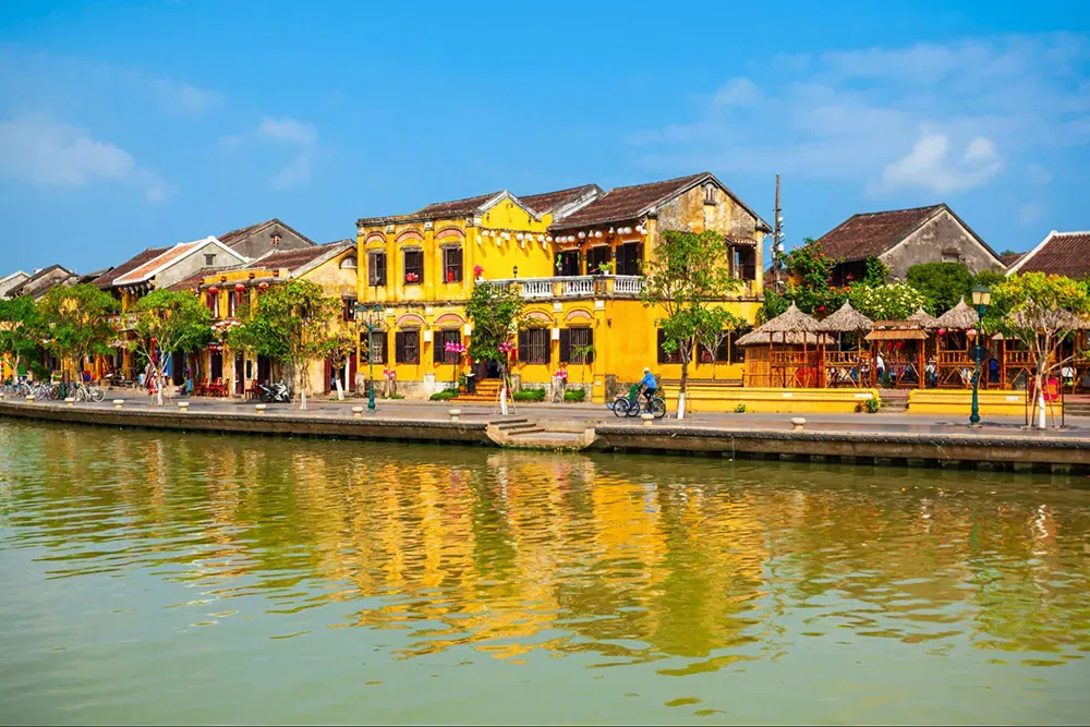 hoi-an-lantern-nights-and-riverside-strolls hoi-an-lantern-nights-and-riverside-strolls