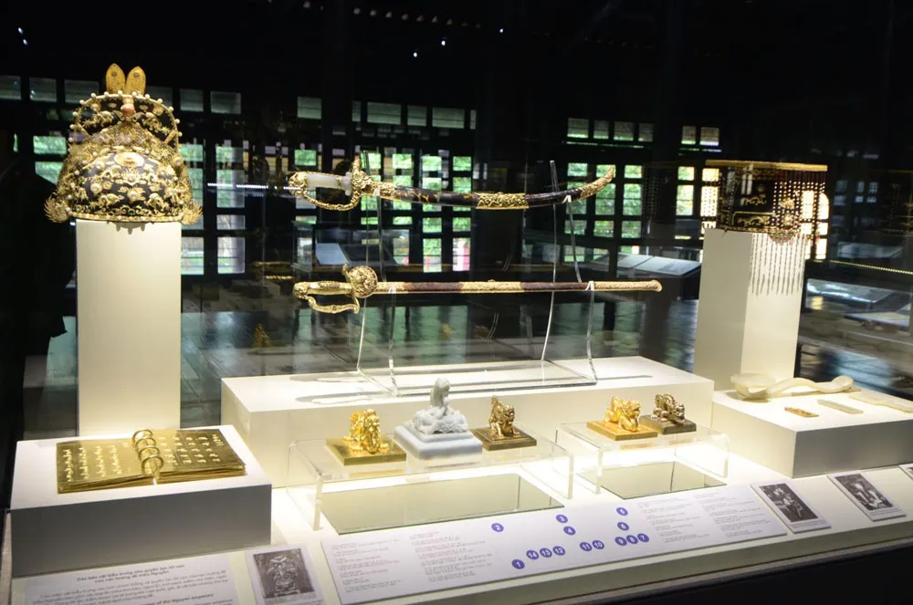 hue-museum-of-royal-antiquities