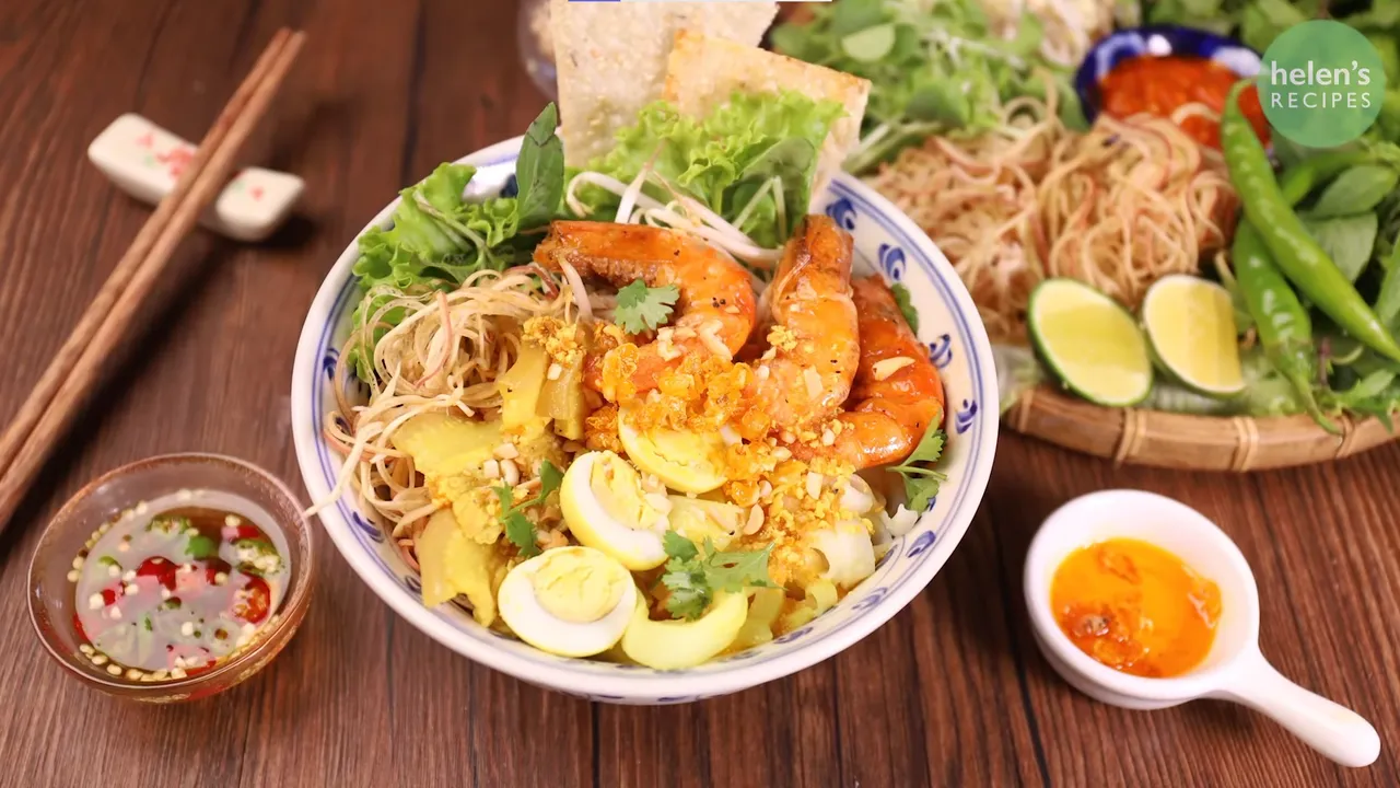mi-quang-central-vietnams-golden-noodles mi-quang-central-vietnams-golden-noodles