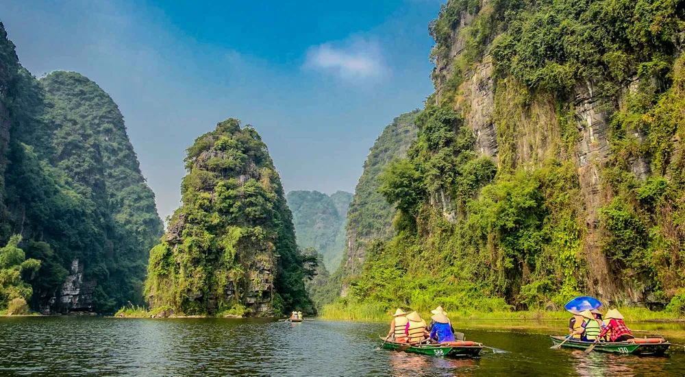 ninh-binh-best-places-to-visit-in-vietnam-in-september ninh-binh-best-places-to-visit-in-vietnam-in-september