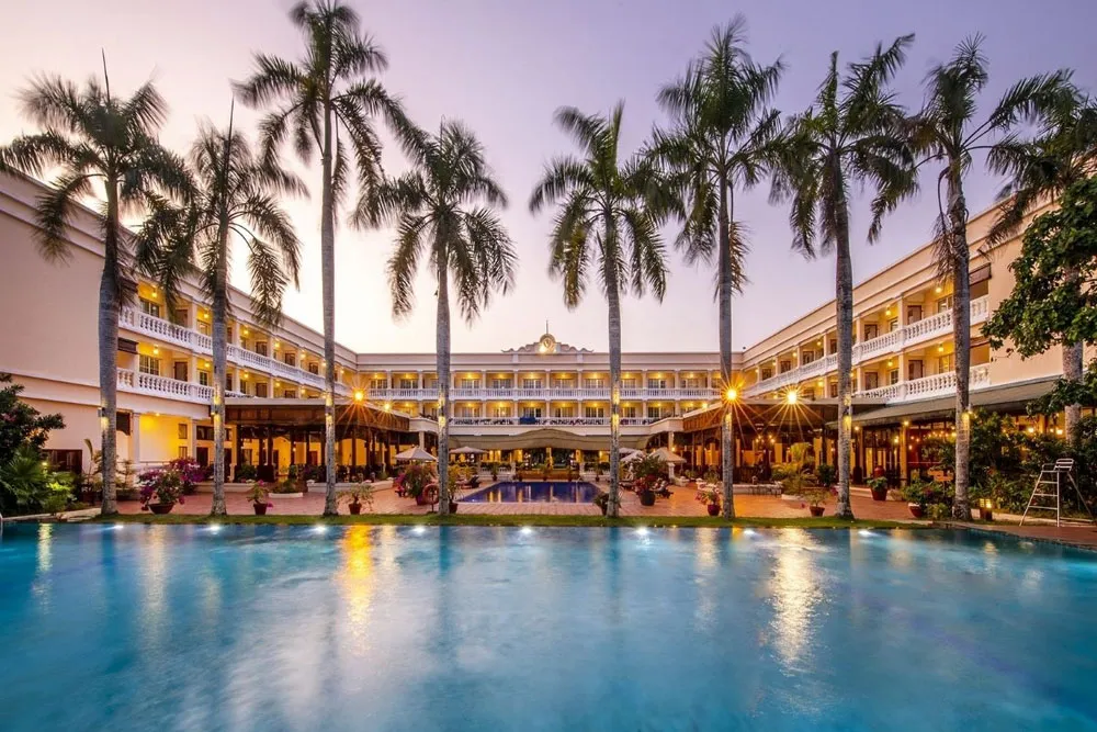 vietnam-family-luxury-resort
