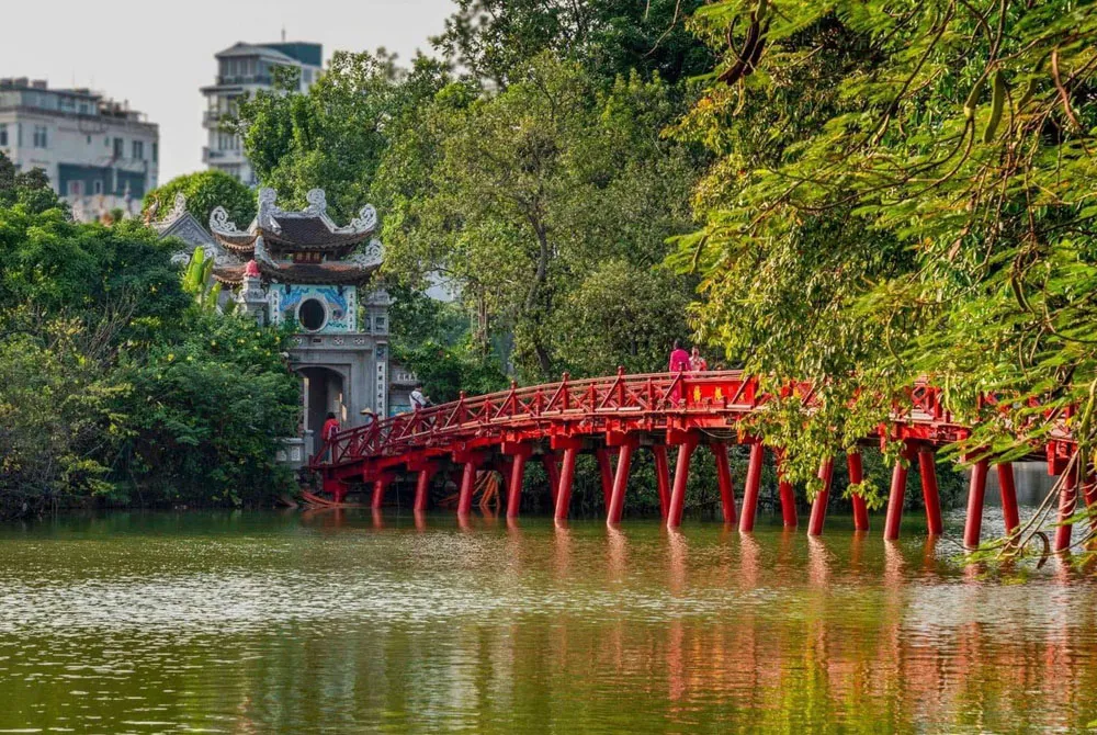 vietnam-honeymoon-itinerary-ha-noi
