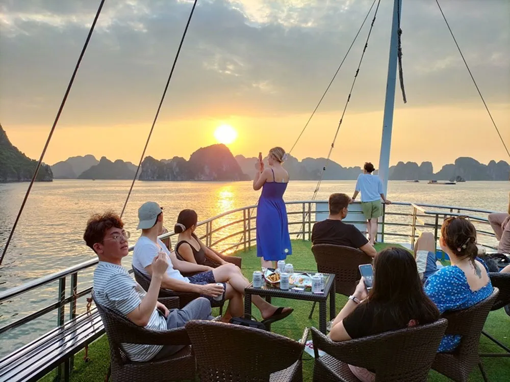 vietnam-itinerary-for-relaxed-chill-travelers vietnam-itinerary-for-relaxed-chill-travelers