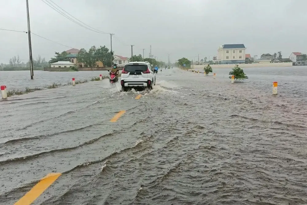 Worst time to visit Vietnam - Avoid rain, heat, and holiday crowds