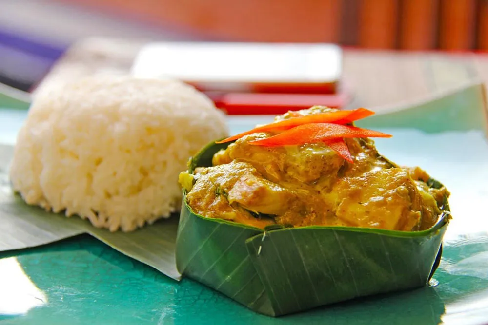 fish-amok-steamed-fish-curry-in-banana-leaf