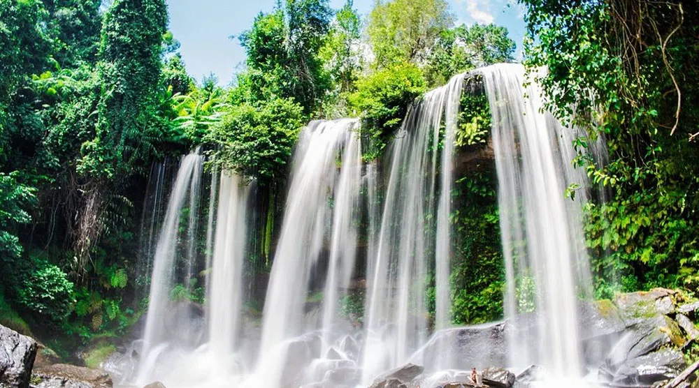 hike-phnom-kulen-and-swim-in-waterfalls