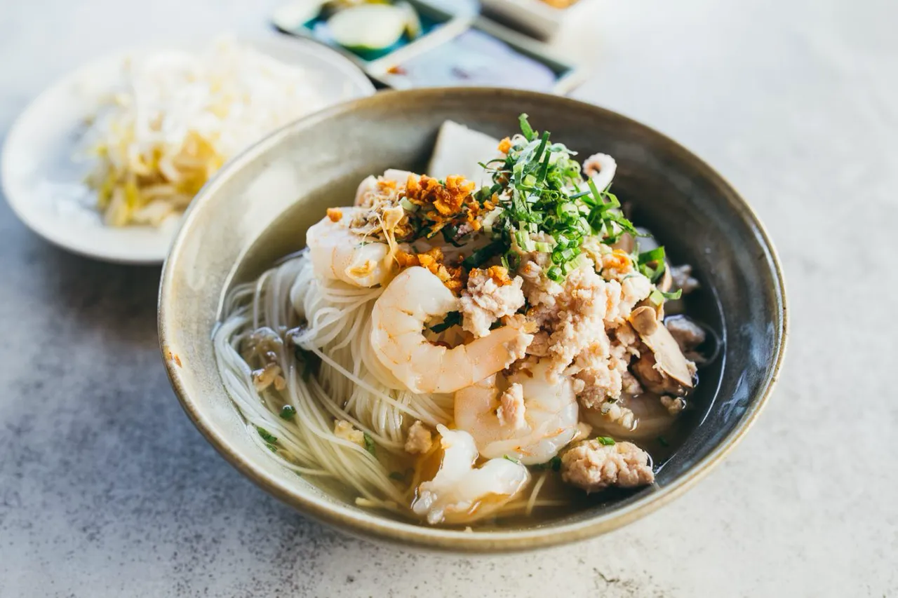 kuy-teav-a-pork-or-beef-noodle-soup