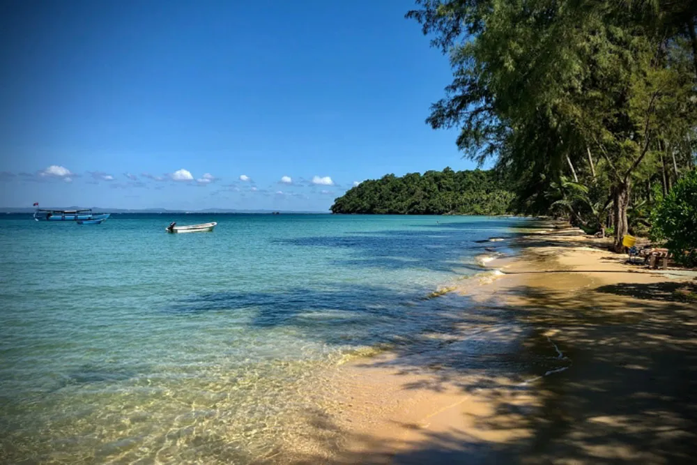 relax-on-koh-rong-s-tropical-beaches