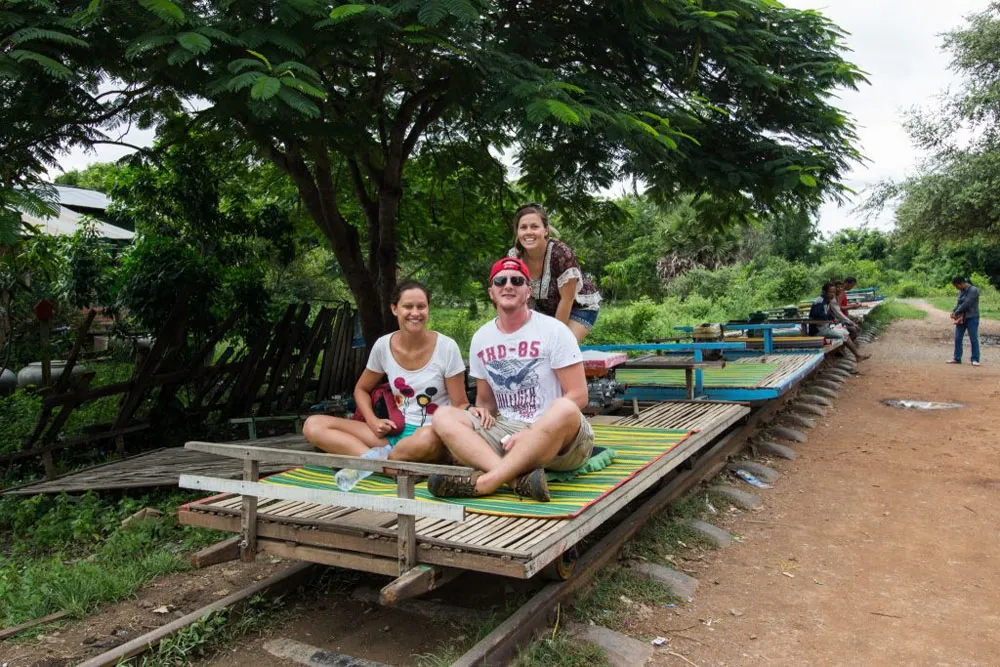 ride-the-bamboo-train-in-battambang