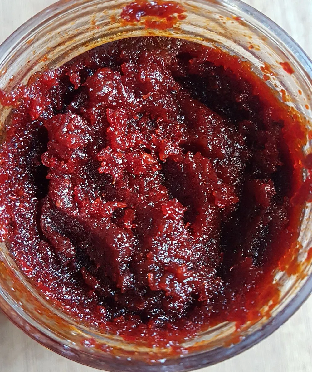 jeow-bong-a-signature-chili-paste-made-with-roasted-chilies-garlic-and-buffalo-skin jeow-bong-a-signature-chili-paste-made-with-roasted-chilies-garlic-and-buffalo-skin