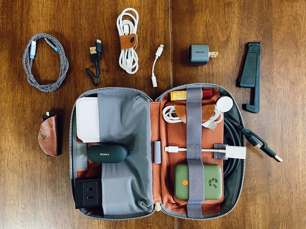 stay-connected-with-the-right-electronics
