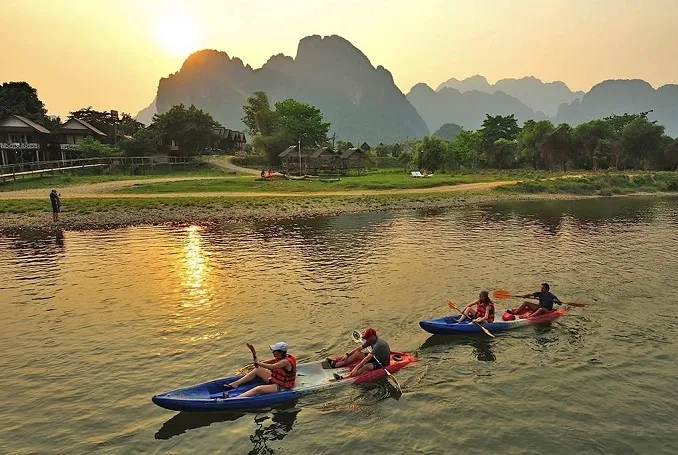 vang-vieng-kayak-laos