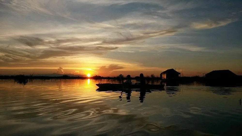 Thailand-Cambodia-Vietnam-2-weeks-tonle-sap-lake Thailand-Cambodia-Vietnam-2-weeks-tonle-sap-lake