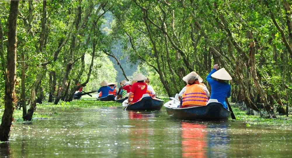 laos-is-a-paradise-for-eco-tourism