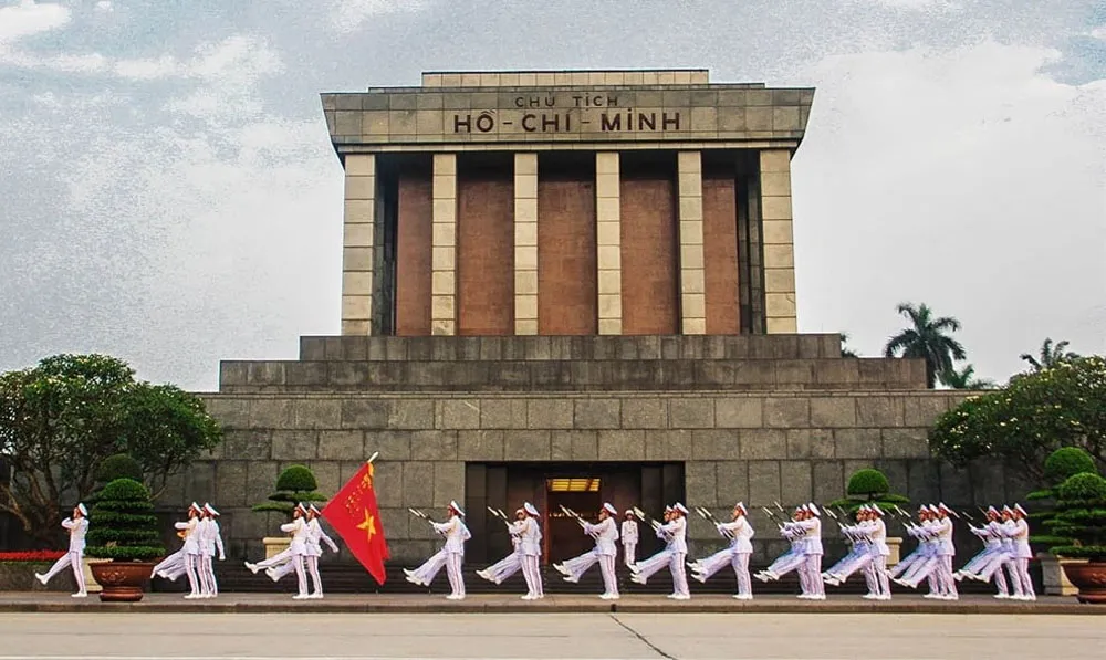 thailand-cambodia-vietnam-14-days-ho-chi-minh-mausoleum