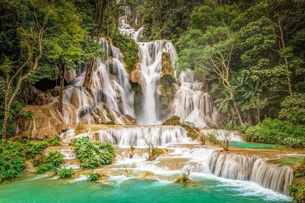 vietnam-laos-cambodia-itinerary-kuang-si-waterfalls