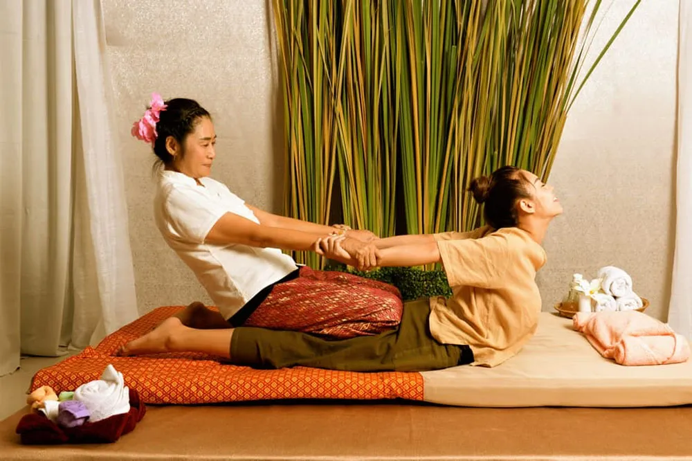 rejuvenate-with-traditional-thai-massage