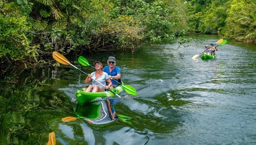 kayaking-in-Botum-Sakor-park