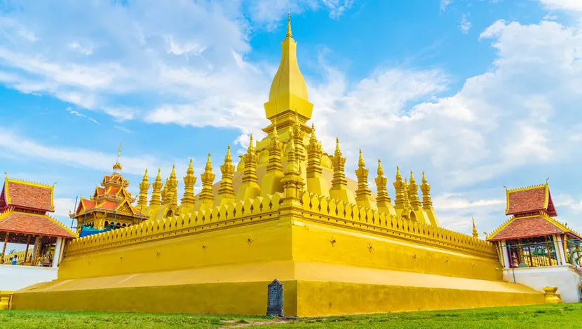 That-Luang-Stupa-temple