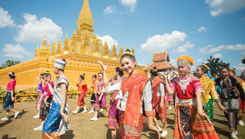 laos-dancers