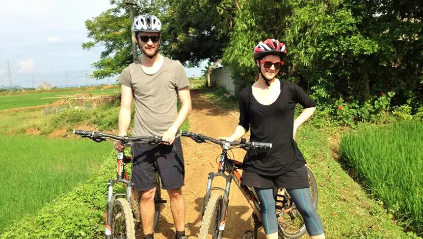 north-vietnam-biking