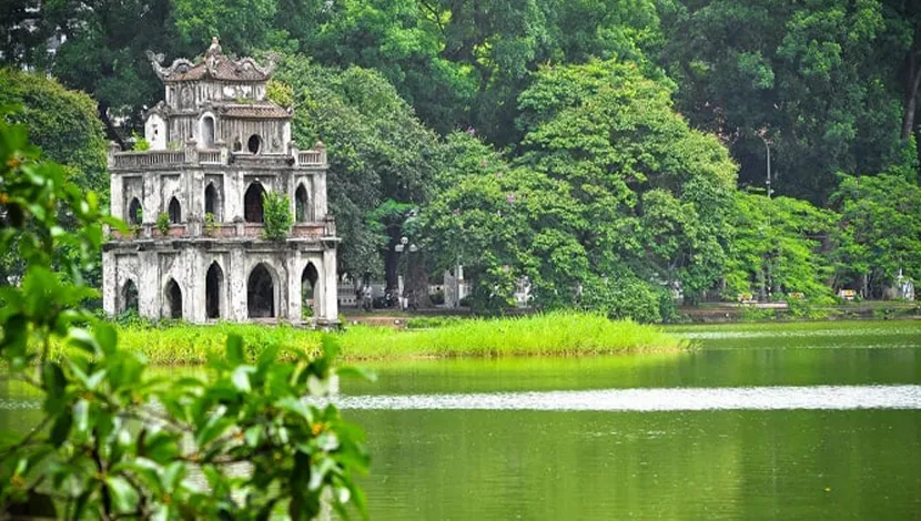 hoan-kiem-lake-hanoi