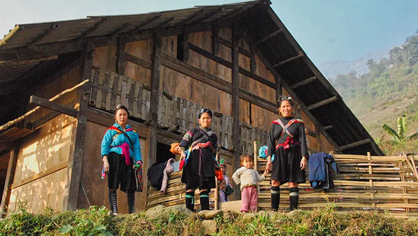 hmong-village-sapa